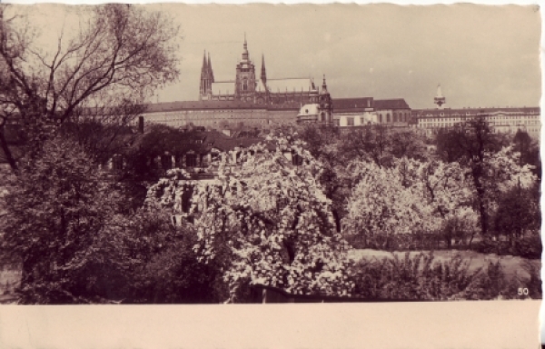 Hradčany 1944 00 002 ●